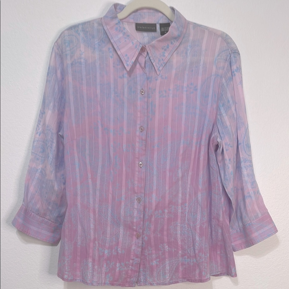 Relativity Chic Striped Paisley Button-Up Blouse Size Medium EUC